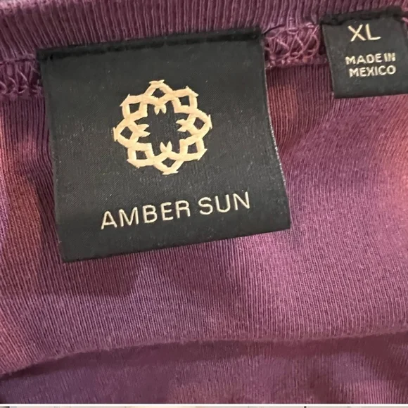 EUC Amber Sun Long Sleeve Shirt Top with Ruching on the Side - size XL - Picture 5 of 7